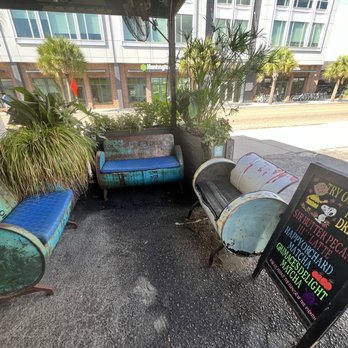 The Daily - Outdoor - Coffee & Tea Near Me - Charleston, South Carolina The Daily - Outdoor - Coffee & Tea Near Me - Charleston, South Carolina