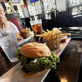 Brooklyn's Beer & Burgers - burger & fries - American Near Me - Tucson, Arizona Brooklyn's Beer & Burgers - burger & fries - American Near Me - Tucson, Arizona