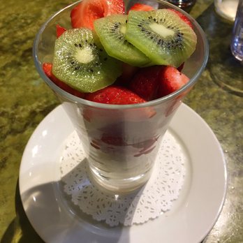 Bella's Cafe - Fruit bowl - Breakfast & Brunch Near Me - New Haven, Connecticut Bella's Cafe - Fruit bowl - Breakfast & Brunch Near Me - New Haven, Connecticut