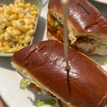 Persimmons Waterfront Restaurant - Shrimp sandwich - New American Near Me - New Bern, North Carolina Persimmons Waterfront Restaurant - Shrimp sandwich - New American Near Me - New Bern, North Carolina