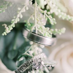 Heritage Jewelers - Engagement ring and wedding bands
