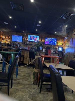 Crab Island Cajun Seafood & Bar by null