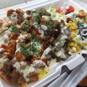 Halal Cart - Chicken & Lamb Combo with Everything ($6.50) - Indian Near Me - New York, New York Halal Cart - Chicken & Lamb Combo with Everything ($6.50) - Indian Near Me - New York, New York