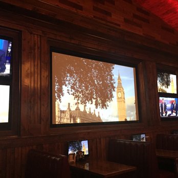 The District Tap - Sports Bars Near Me - Indianapolis, Indiana The District Tap - Sports Bars Near Me - Indianapolis, Indiana