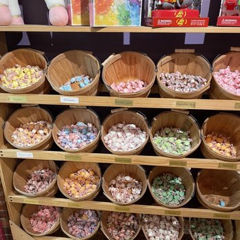 DEBORAH ANN’S SWEET SHOPPE - Updated June 2024 - 69 Photos & 86 Reviews