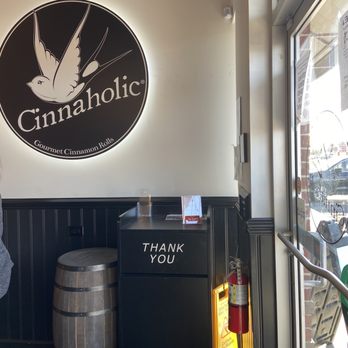 Cinnaholic - Desserts Near Me - Knoxville, Tennessee