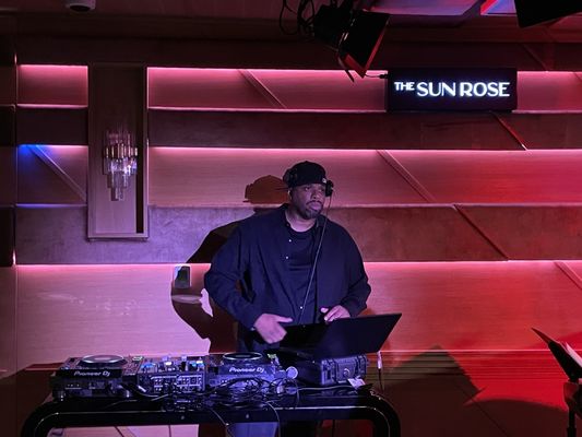 Live at The Sun Rose by null
