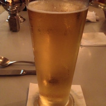 M.A.C. 24/7 - The complimentary beer I received after a misunderstanding. - American Near Me - Honolulu, Hawaii