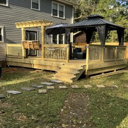AVA Construction - Deck remodel