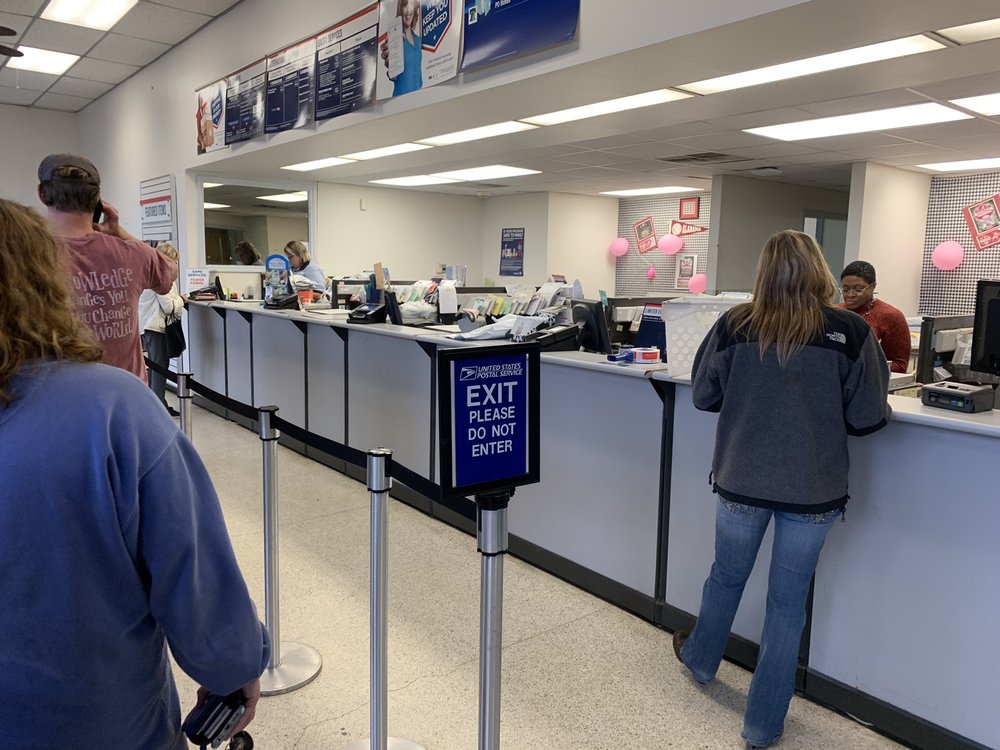 USPS Updated August 2024 12 Reviews 1313 22nd Ave, Tuscaloosa