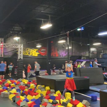 Sky Zone Trampoline Park - Trampoline Parks Near Me - Louisville, Kentucky