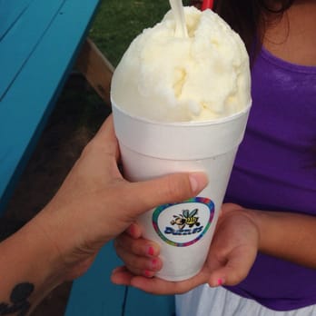 Buzzles Shaved Ice - Piña colada with sweet cream. - Ice Cream & Frozen Yogurt Near Me - Spring, Texas