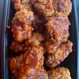 KFC Hot 12 Kentucky Fried Wings Honey BBQ Sauce KFC Hot 12 Kentucky Fried Wings Honey BBQ Sauce