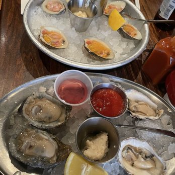 Biggie's - Oysters and clams - Seafood Near Me - Carlstadt, New Jersey