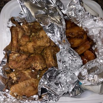 Bella's Pizza - 1/2 Bucket of Wings (20 Pc)|Lemon Pepper|Mango Habanero - Pizza Near Me - Riverside, California
