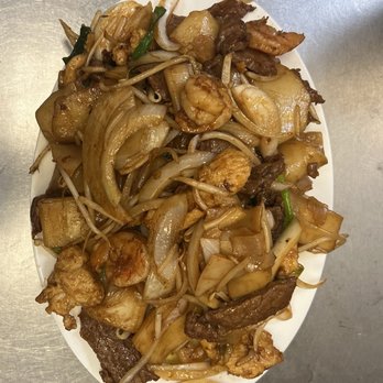 Lotus Fusion - 1. House Special Chow Fun - Beverage Store Near Me - Sacramento, California