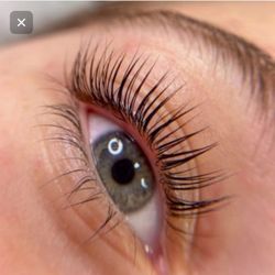 Sherry & Jerry Brow Beauty Salon - Lashes