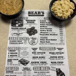 Bear's Smokehouse Express - Smoked clam chowder and Mac & Cheese