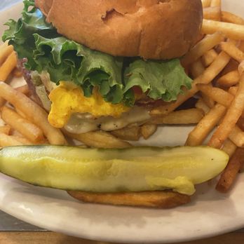 Sunshine Café - BBQ burger add a fried egg! - Breakfast & Brunch Near Me - Silverthorne, Colorado