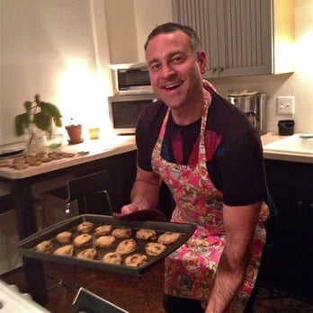 ALVIS Chiropractic - Dr. Alvis shows how much he cares by baking cookies for Patient Appreciation Day! - Chiropractors Near Me - Portland, Oregon ALVIS Chiropractic - Dr. Alvis shows how much he cares by baking cookies for Patient Appreciation Day! - Chiropractors Near Me - Portland, Oregon