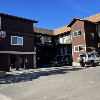 Sundown Lodge - Lodge view from the street - Hotels Near Me - Eureka, Nevada Sundown Lodge - Lodge view from the street - Hotels Near Me - Eureka, Nevada