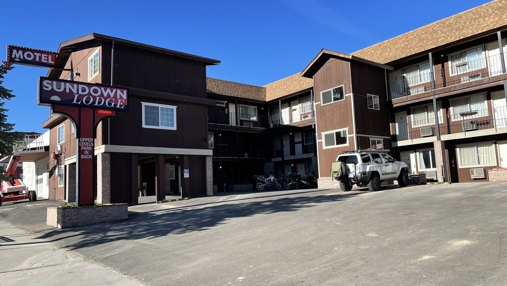 SUNDOWN LODGE Updated September 2024 13 Reviews 60 S Main St