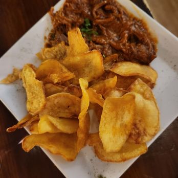 Más Al Sur - Ropa vieja - Spanish Near Me - Madrid, M
