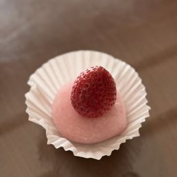 Sakura mochi with strawberry Sakura mochi with strawberry