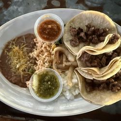 Barra Libre - Golazo Taco Plate (Beef)