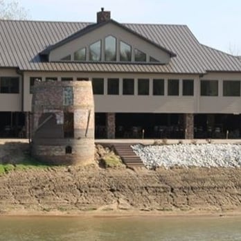 Evandys Boatel - View from river - American Near Me - Naples, Illinois