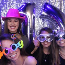 StarPixs Photo Booth - Photo Booth Rental Near Lawrenceville Ga