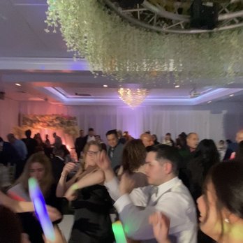 Han Entertainment - Photo Booth Rentals Near Me