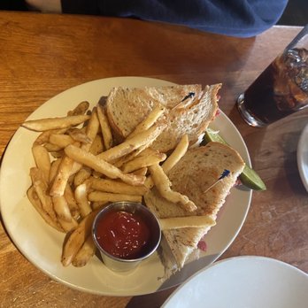 Old Ebbitt Grill - Reuben Sandwich - Bars Near Me - Washington, DC, District of Columbia Old Ebbitt Grill - Reuben Sandwich - Bars Near Me - Washington, DC, District of Columbia