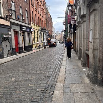 Temple Bar - Landmarks & Historical Buildings Near Me - Dublin, D Temple Bar - Landmarks & Historical Buildings Near Me - Dublin, D