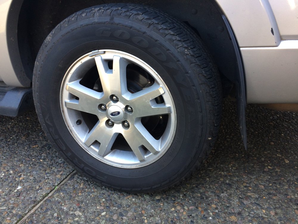 PHIL’S AUTO CLINIC Updated August 2024 42 Reviews 17360 63rd Ave