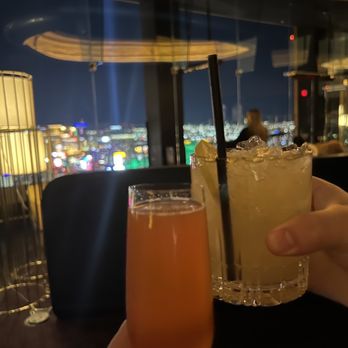 Skyfall Panoramic Bar & Lounge - Pencillina & feathered friend - Cocktail Bars Near Me - Las Vegas, Nevada Skyfall Panoramic Bar & Lounge - Pencillina & feathered friend - Cocktail Bars Near Me - Las Vegas, Nevada