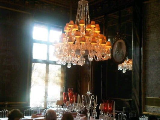 Boutique Maison Baccarat Paris Place des Etats-Unis by null