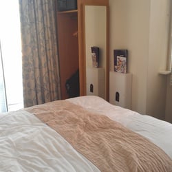 Connaught House Hotel - Photo of a room