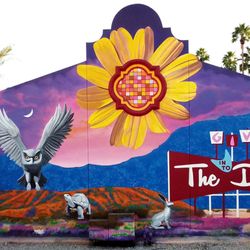 VIVACHE DESIGNS - Visit our website for more info! https://www.VIVACHEDESIGNS.com - Mural Artist - Mural Painter - Local Mural Artists - Local Mural Painters