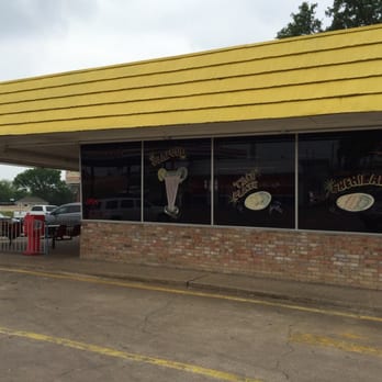 Rene's Restaurant - New American Near Me - Waco, Texas