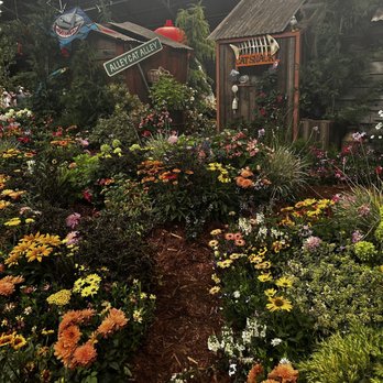 Sonoma County Fairgrounds-Santa Rosa - Huge flower show - Venues & Event Spaces Near Me - Santa Rosa, California