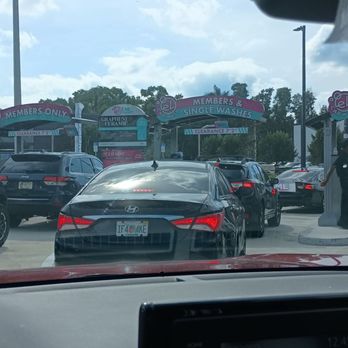 El Car Wash - Patience is a virtue - Car Wash Near Me - Delray Beach, Florida El Car Wash - Patience is a virtue - Car Wash Near Me - Delray Beach, Florida