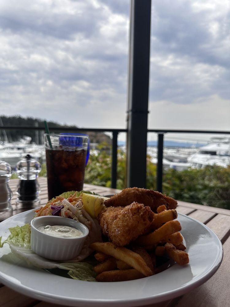 Anthony's at Cap Sante Marina