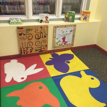 Russell Library - Little kids play room - Libraries Near Me - Middletown, Connecticut