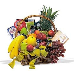 Martinsville Florist - We do all sizes of Fruit and Gourmet baskets!