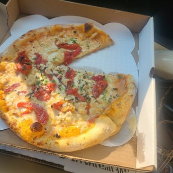 Burnbox - Crab pizza!!! Yes..sauce delish...crust perfect...toppings gourmet and fresh!! Owner's customer service was top shelf!! - Chicken Wings Near Me - Waldorf, Maryland Burnbox - Crab pizza!!! Yes..sauce delish...crust perfect...toppings gourmet and fresh!! Owner's customer service was top shelf!! - Chicken Wings Near Me - Waldorf, Maryland
