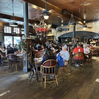 H3 Ranch - Inside seating - Steakhouses Near Me - Fort Worth, Texas