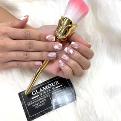 Glamour Nails