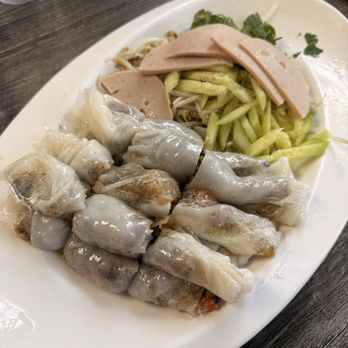 Pho Ga District - Steamed Rice Rolls - Vietnamese Near Me - Rosemead, California