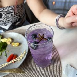 VERA Té & Café